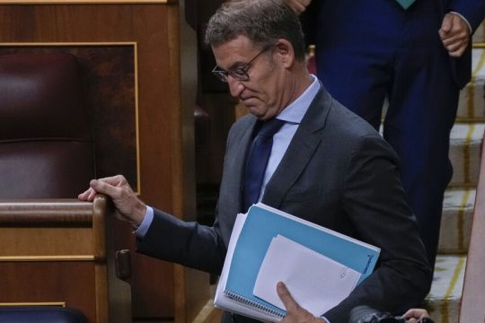 Αλμπέρτο Νούνιεθ Φεϊχόο